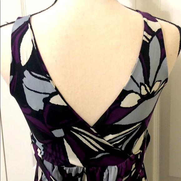 Forever 21 Juniors Vneck Tank with Back Tie Medium - Picture 4 of 6